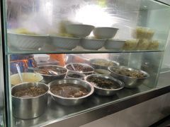 -老西白点心店