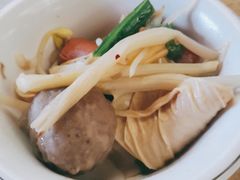 -东巴谷野生菌火锅餐厅