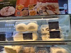 -白玉兰食品甜凤店(合生汇店)
