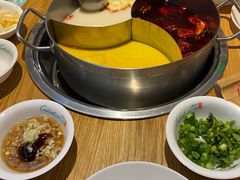 麻辣和金汤-青瓷火锅料理(西单大悦城店)