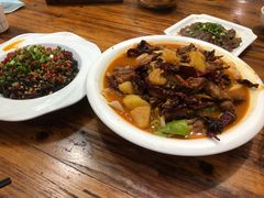 新疆大盘鸡-清真新疆叶尔羌烤肉店(新香洲店)