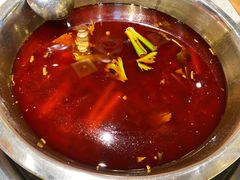 -肖肖酸萝卜鱼火锅(总店)