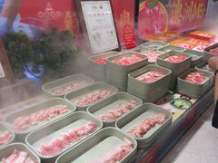 -四囍码头海鲜烧烤自助火锅(外滩南京东路悦荟广场店)