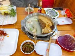 -袁记串串香(泉水轻轨站店)