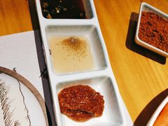 -唯成•韩国炭火烤肉 유성고기