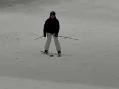 -乔波室内滑雪场