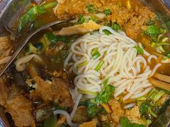 -柳州肥姨妈大骨螺蛳粉(万达中心店)