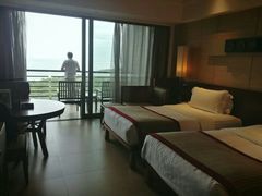 -三亚湾海居铂尔曼度假酒店