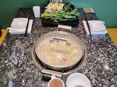 -一席地·本地鸡窝·杭帮鸡火锅(萧山银隆百货店)