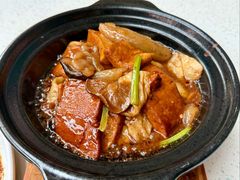 花胶海参豆腐煲-肥仔文澳门猪骨煲(南京西路店)