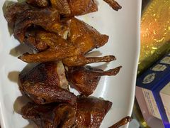 红烧乳鸽-东鸽皇(奥园·中环广场店)