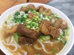 牛腩猪肠河粉-珍珍小食店(西华路店)