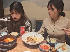 -明洞阿姨·韩式酱蟹烤肉·创意料理(三元桥店)