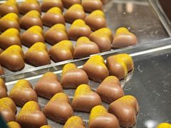 -Laderach 莱德拉(上海环贸iapm店)