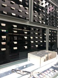 点击看大图 -Wisezone唯点穿耳打耳洞专业国际连锁品牌