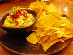 自制牛油果酱配玉米片-Q MEX 库迈墨西哥餐吧(三里屯店)