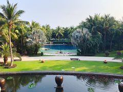 -三亚湾海居铂尔曼度假酒店