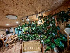 -Rabbit Cafe私房西餐甜点咖啡(栖霞路店)