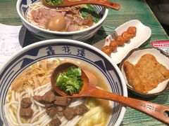 -鑫花溪牛肉米粉(东环大润发店)