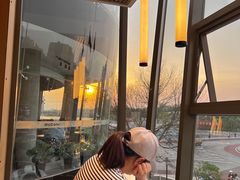 -麦当劳(展览路店)