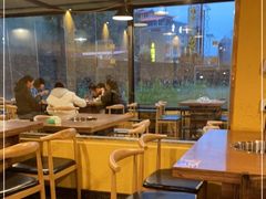 大堂-小志家.鲜牦牛肉牛杂火锅野生菌汤锅