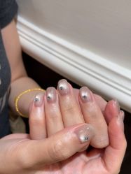 -花岐款式专研健康美甲沙龙