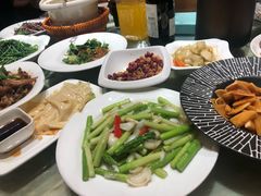 -梁家大院•农家菜(昆山会展中心店)