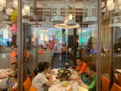 -阿瓦山寨·湘菜现炒·剁椒鱼头王(咸阳总店)