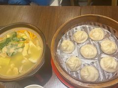 -玖鲜小笼(中山广场店)