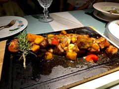 田园澳洲骰子牛肉-蜜桃花开·中西融合菜E&W(南长街店)
