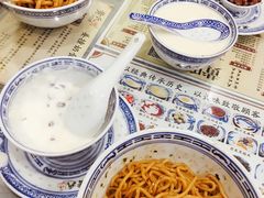 -黄氏许牛奶甜品店(展后街店)