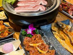 -炙城·韩式烤肉(南京东路店)
