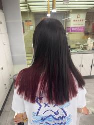 -镁连社·美联社