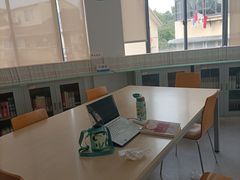 -芷江西路街道图书馆