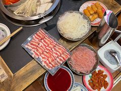 -沸炉重庆老火锅(军事博物馆店)