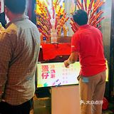 国庆假期夜游滨江道商业街