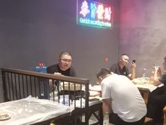 -老街烧烤大排档·地道湖北菜·龙虾馆(汉口火车站店)