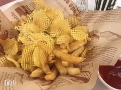 -FAIRYLAND龙族星球主题餐厅(凯丹广场店)