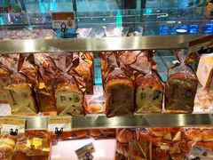 -巴黎贝甜(大宁国际商业广场店)