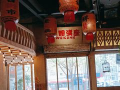 -旧街市鲜货老火锅(大光路店)