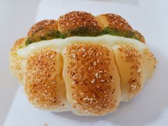 芝士风味卷-顶东面包花园·生日蛋糕(世博店)
