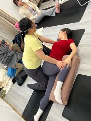 -亚太瑜伽普拉提学院