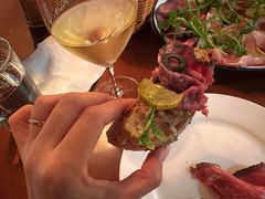 -羽深肉铺 Steak & Wine