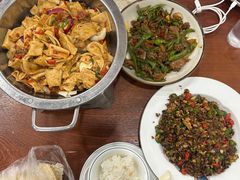 -湖南人家湘菜馆(镇江路店)