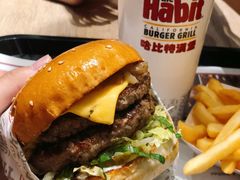 -The Habit Burger Grill 哈比特汉堡(爱琴海店)