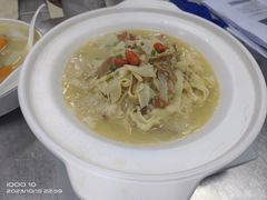 -西域胡氏大盘鸡(新华胡杨风店)