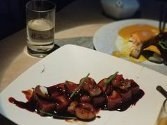 -穹六人间 people 6(岳阳路店)