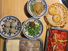 -洱火云南酸菜牛肉火锅(石景山当代商城店)