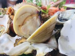-金渔村海鲜烧烤大排档