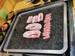 -小黑猪石板烤肉(皇冠花园店)
